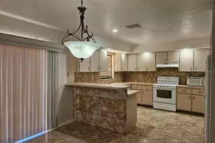 355 Spring Lake Blvd NW, Port Charlotte, FL 33952 - Photo 31
