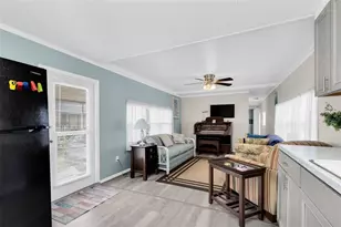 6835 Anapa Ct, North Port, FL 34287 - Photo 5