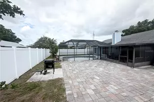 3612 75 Dr E, Sarasota, FL 34243 - Photo 17