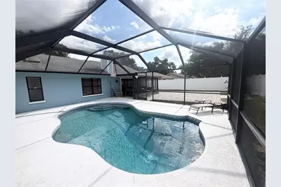 3612 75th Drive E, Sarasota, FL 34243 - Photo 3