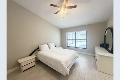 3612 75th Drive E, Sarasota, FL 34243 - Photo 11