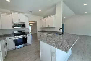 135 Broadmoor Ln, Rotonda West, FL 33947 - Photo 11