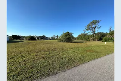 13265 Windcrest Drive, Port Charlotte, FL 33953 - Photo 5