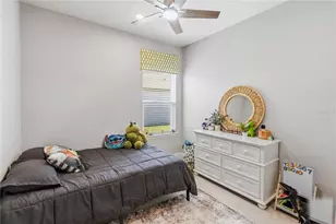 10009 Daybreak Glen, Parrish, FL 34219 - Photo 9