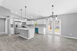 12081 Snow Bird Ave, Port Charlotte, FL 33981 - Photo 9