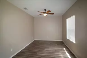 3724 Eagle Pass St, North Port, FL 34286 - Photo 3