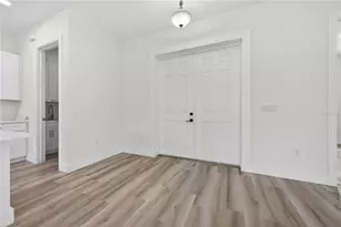 12462 Deepwoods Ave, Port Charlotte, FL 33981 - Photo 5