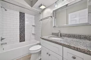 4910 Cougar Ct N, Naples, FL 34109 - Photo 23