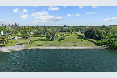 26014 Shore Drive, Punta Gorda, FL 33950 - Photo 7
