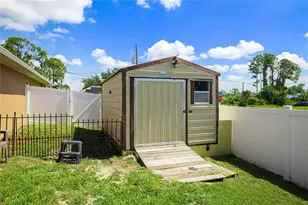 1091 Comfort Ln, North Port, FL 34288 - Photo 53