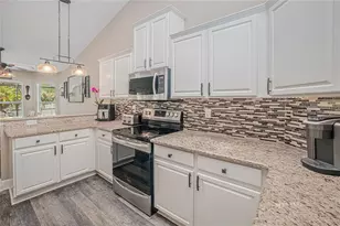 1091 Comfort Ln, North Port, FL 34288 - Photo 11