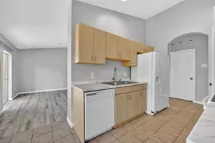 8221 Larrimore Ave, North Port, FL 34291 - Photo 11