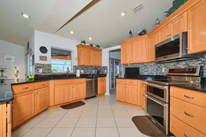 844 NE 6th Avenue, Cape Coral, FL 33909 - Photo 19