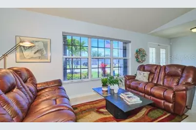 844 NE 6th Avenue, Cape Coral, FL 33909 - Photo 7