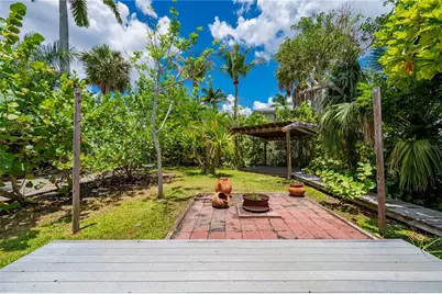 756 W Marion Avenue, Punta Gorda, FL 33950 - Photo 27