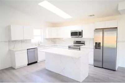 563 Presque Isle Drive, Port Charlotte, FL 33954 - Photo 5
