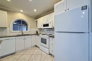 2825 Wendover Terrace, Palm Harbor, FL 34685 - Photo 23