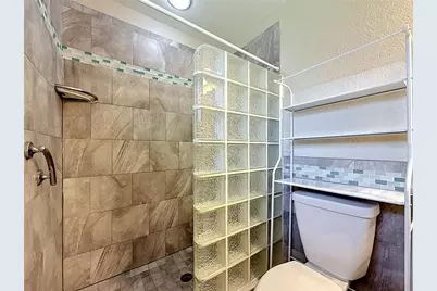 2825 Wendover Terrace, Palm Harbor, FL 34685 - Photo 51
