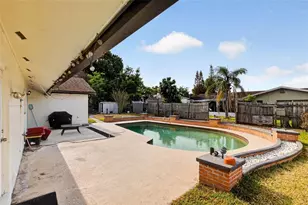 2738 Fireside Ct, Orlando, FL 32839 - Photo 29