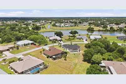 334 San Cristobal Avenue, Punta Gorda, FL 33983 - Photo 9