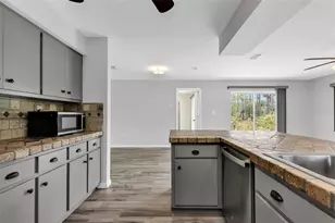 2626 Auburn Blvd, Port Charlotte, FL 33948 - Photo 17
