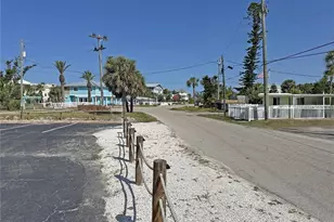1285 Gulf Blvd, Englewood, FL 34223 - Photo 13