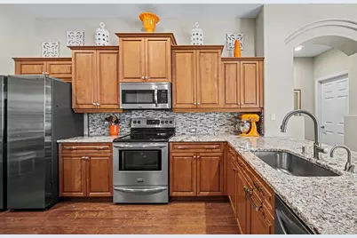 15220 Blackhawk Drive, Fort Myers, FL 33912 - Photo 9