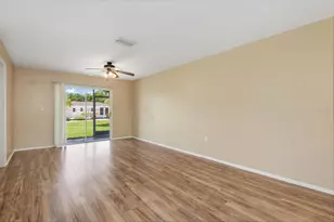 12538 SW Kingsway Cir, Lake Suzy, FL 34269 - Photo 5