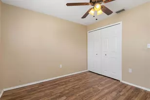 12538 SW Kingsway Cir, Lake Suzy, FL 34269 - Photo 21