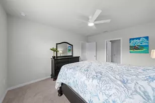 1422 Powell Vly Dr, Port Charlotte, FL 33953 - Photo 27