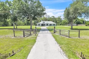 1383 Tropicaire Blvd, North Port, FL 34286 - Photo 3