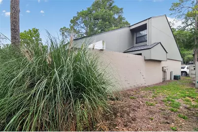 7200 SW 8th Avenue #B14, Gainesville, FL 32607 - Photo 5