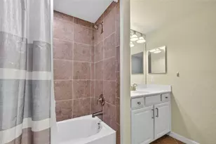 20151 Ragazza Circle E, Venice, FL 34293 - Photo 23