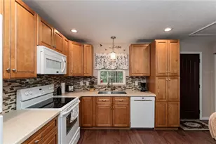 3241 Tropicaire Blvd, North Port, FL 34286 - Photo 11