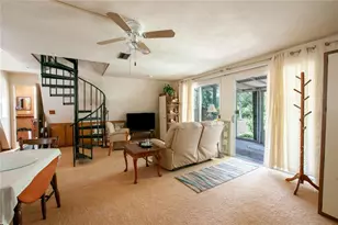3740 NE Pitcher Dr, Arcadia, FL 34266 - Photo 9