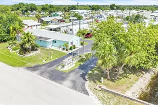 8320 Riverside Dr, Punta Gorda, FL 33982 - Photo 43