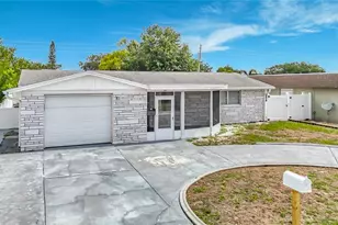3441 Eisenhower Dr, Holiday, FL 34691 - Photo 5