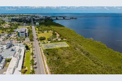 806 E Marion Avenue, Punta Gorda, FL 33950 - Photo 11