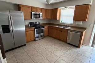 855 Jamaica Rd, Venice, FL 34293 - Photo 5