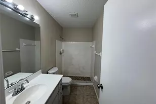 855 Jamaica Rd, Venice, FL 34293 - Photo 17