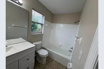 855 Jamaica Road, Venice, FL 34293 - Photo 11