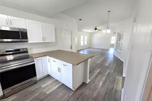 1460 Minneapolis Ave, North Port, FL 34286 - Photo 11