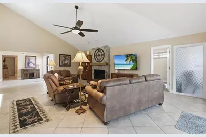 25188 Marion Avenue #10, Punta Gorda, FL 33950 - Photo 9