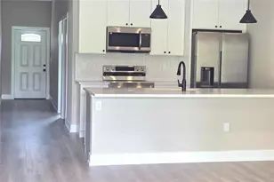 12208-10 Tetzel Ave, Port Charlotte, FL 33981 - Photo 3
