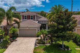 3006 Oriole Dr, Sarasota, FL 34243 - Photo 1
