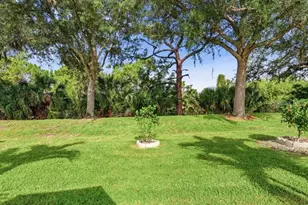 2816 Suncoast Lakes Blvd, Port Charlotte, FL 33980 - Photo 33