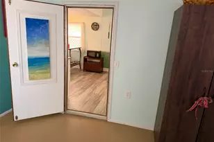 7234 Mt Fairfield Rd NE, Saint Petersburg, FL 33702 - Photo 9