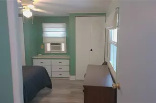 7234 Mt Fairfield Rd NE, Saint Petersburg, FL 33702 - Photo 25