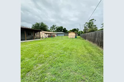 21302 Hubbard Avenue, Port Charlotte, FL 33952 - Photo 19