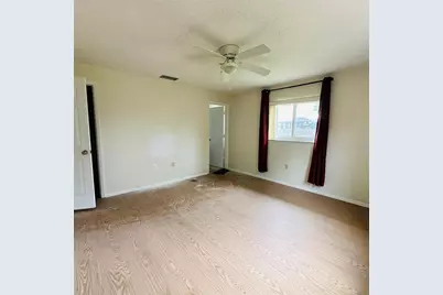 21302 Hubbard Avenue, Port Charlotte, FL 33952 - Photo 11